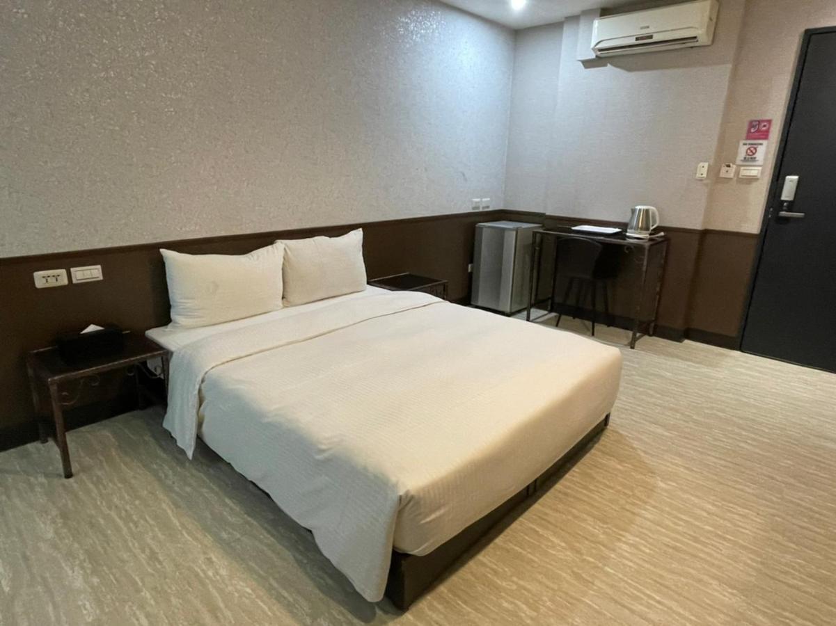 苓旅萬年-Lin Inn Wan Nian Đài Bắc Ngoại thất bức ảnh
