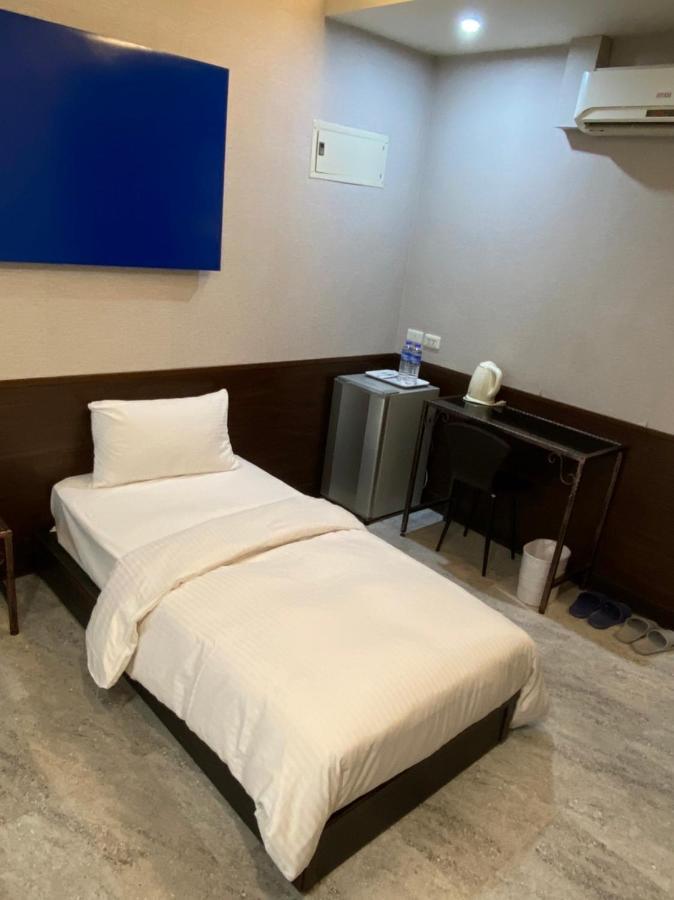 苓旅萬年-Lin Inn Wan Nian Đài Bắc Ngoại thất bức ảnh